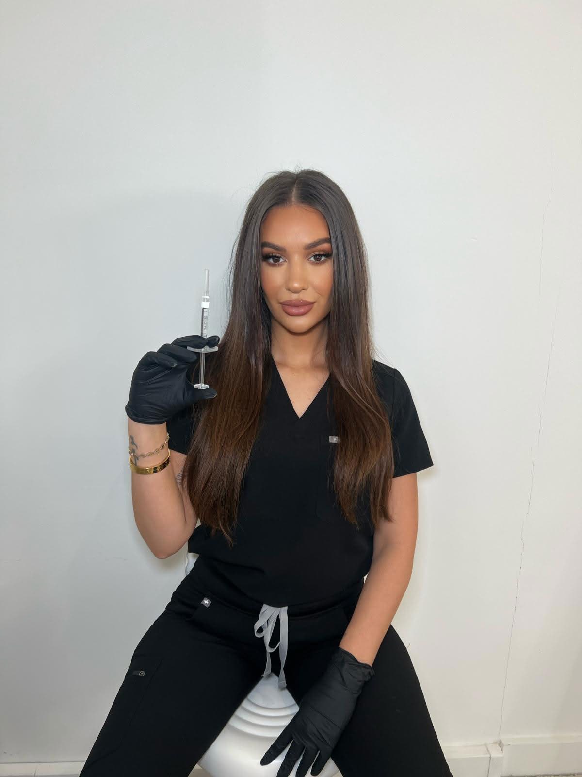 CM Aesthetics practitioner in the Winchmore Hill studio